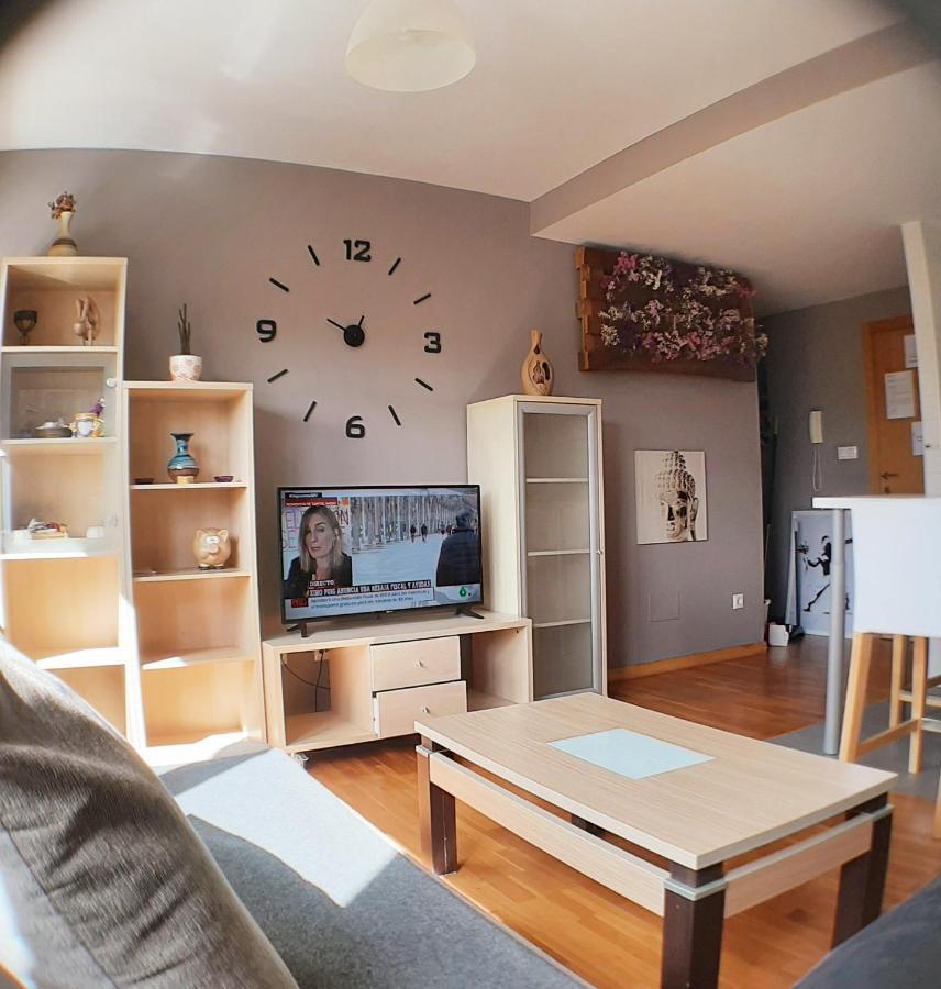 Cozy & Quiet Apartment. Sada Luaran gambar